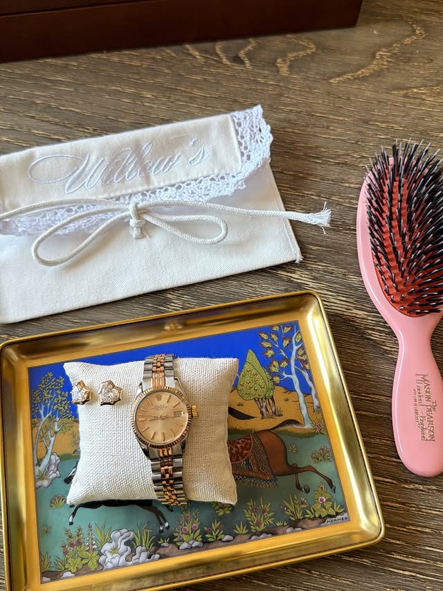 Embroidered Willow’s Lab pouch used as vintage-section mood imagery
